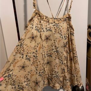 SPELL !! SUMMER PERFECT !!! Fits from M TO XL ! Flowy surreal fabric ! no flaws